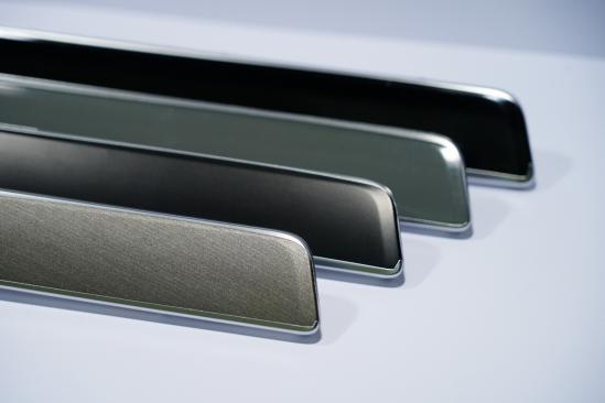 Ein Werkzeug, diverse Oberflächen